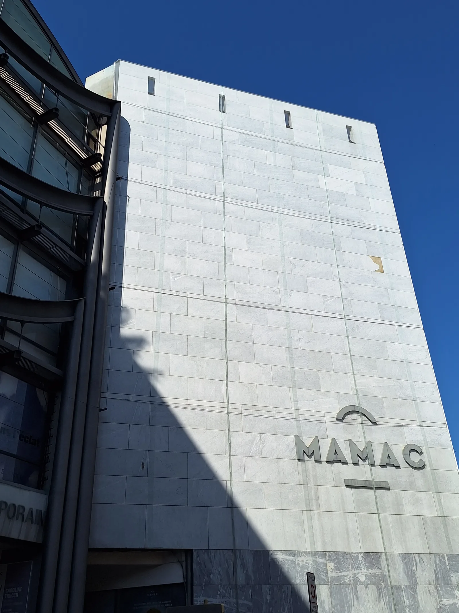 Atmosphere at Modern and Contemporary Art Museum (MAMAC) Nice — travel photo