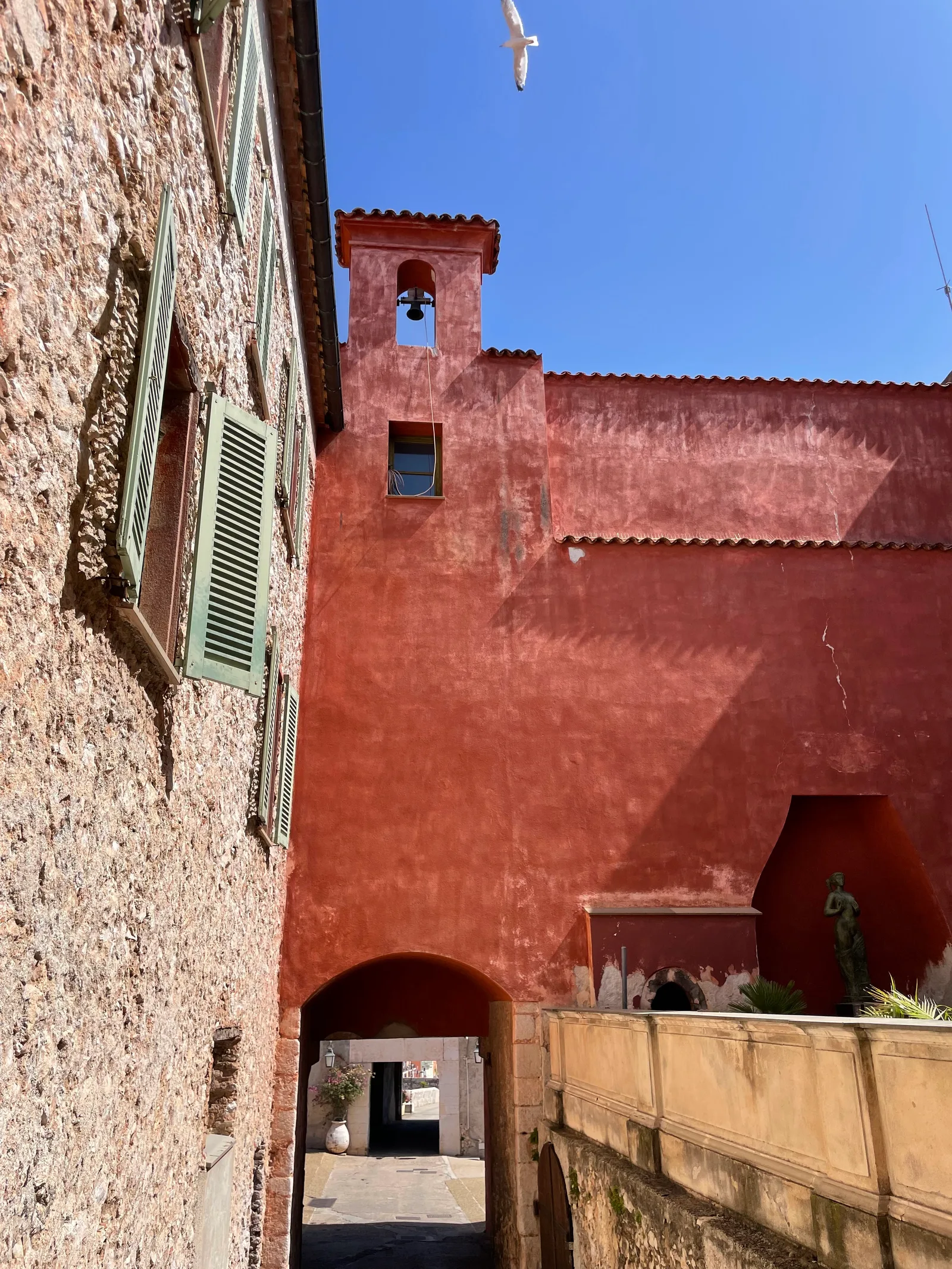 Atmosphere at Musées de la Citadelle Nice — travel photo