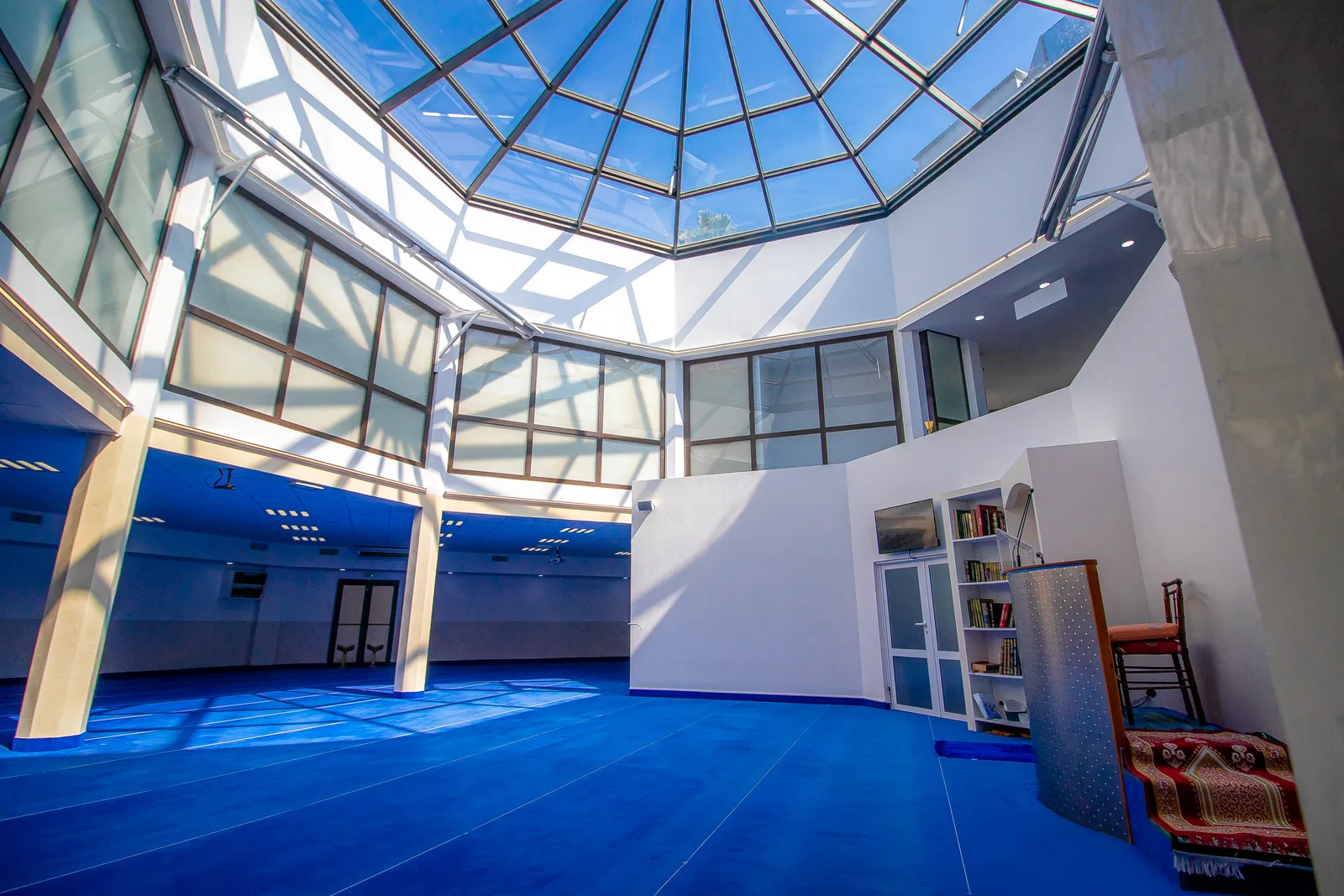 Main view at Nice An-Nour Institute Nice — travel photo