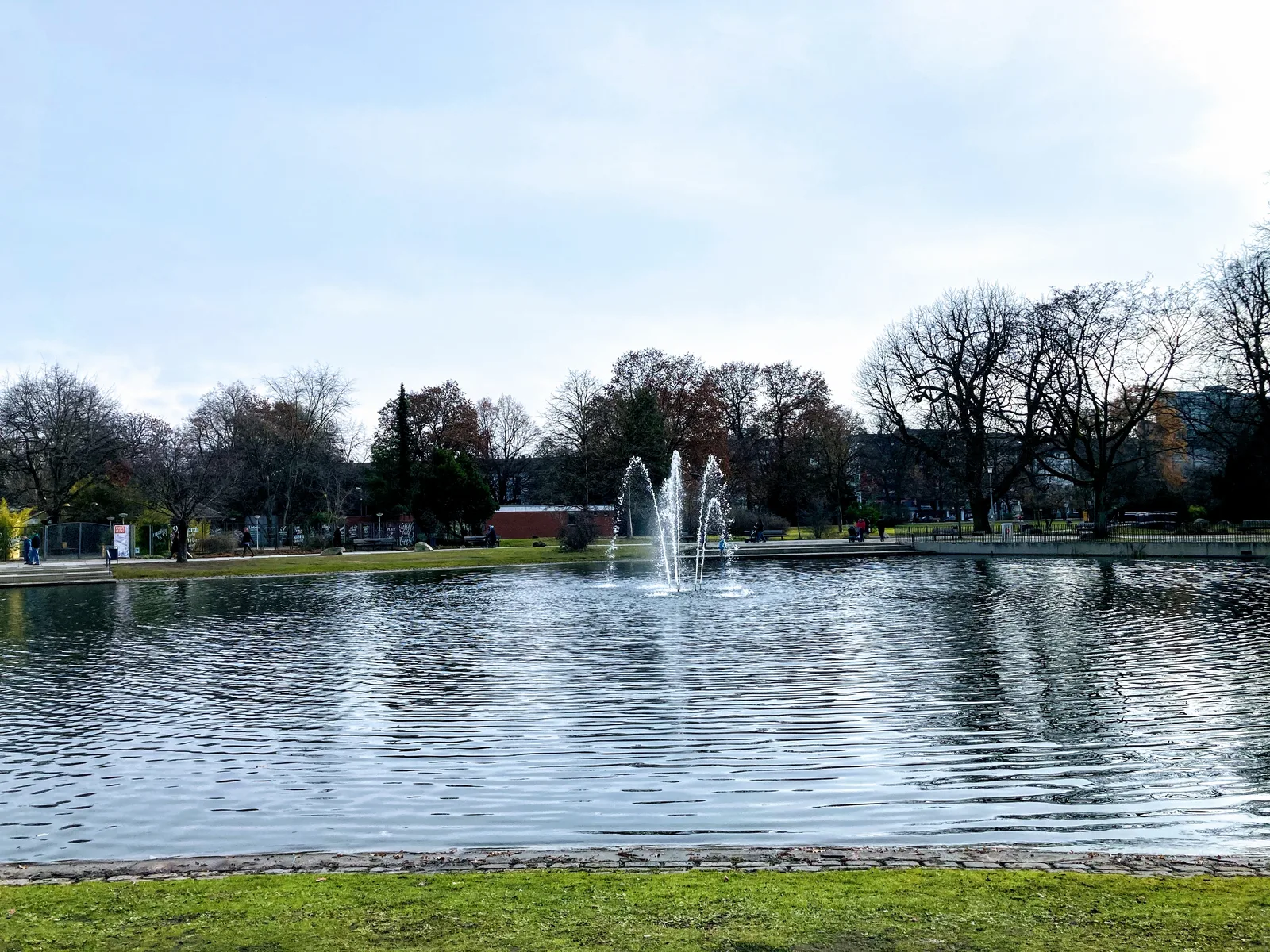 Atmosphere at Children's playground in the Stadpark Nuremberg — travel photo