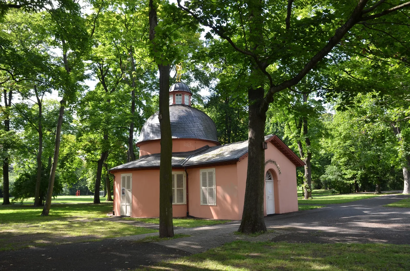Interior at Cramer-Klett-Park Nuremberg — travel photo