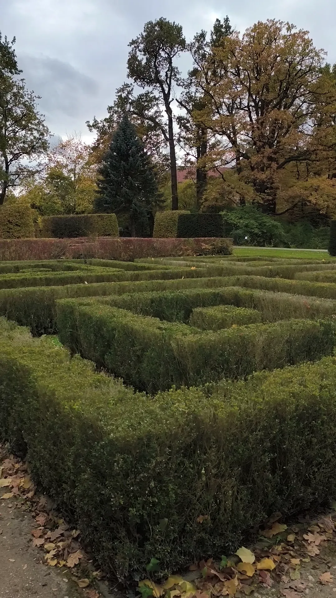Atmosphere at Hummelsteiner Park Nuremberg — travel photo