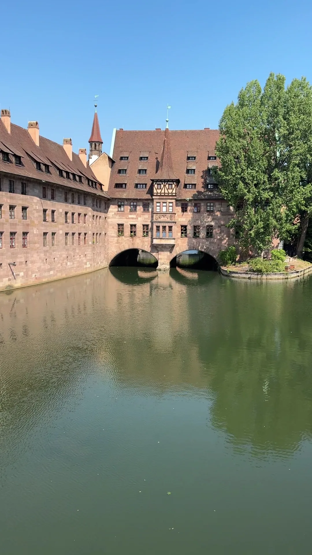 Main view at Museumsbrücke Nuremberg — travel photo