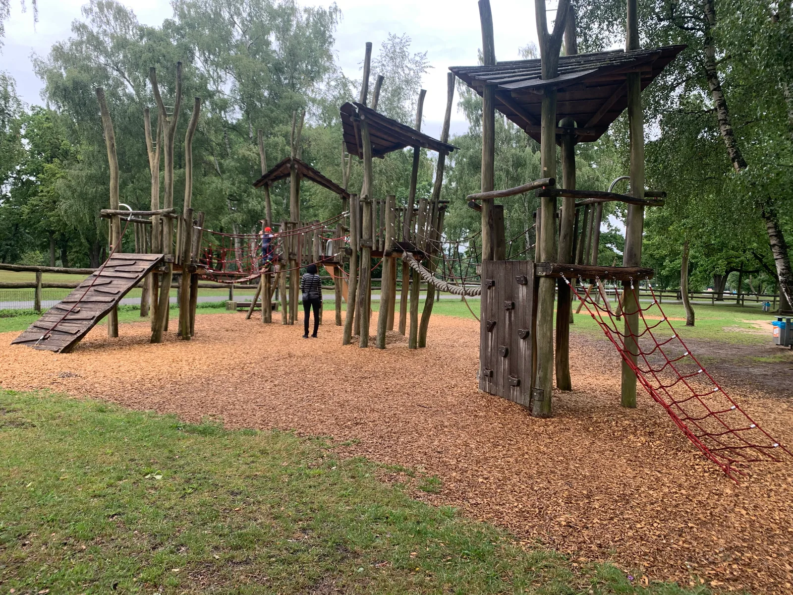 Details at Spielplatz am Silbersee Nuremberg — travel photo