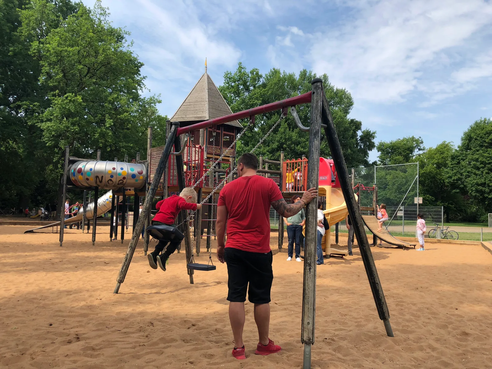Atmosphere at Stadtpark Nuremberg — travel photo