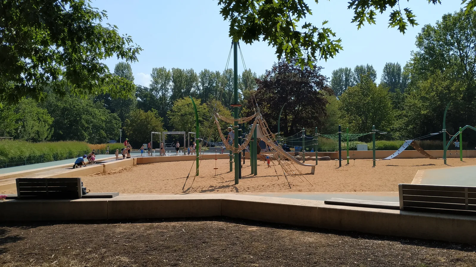 Details at Water playground Norikus Bay Nuremberg — travel photo