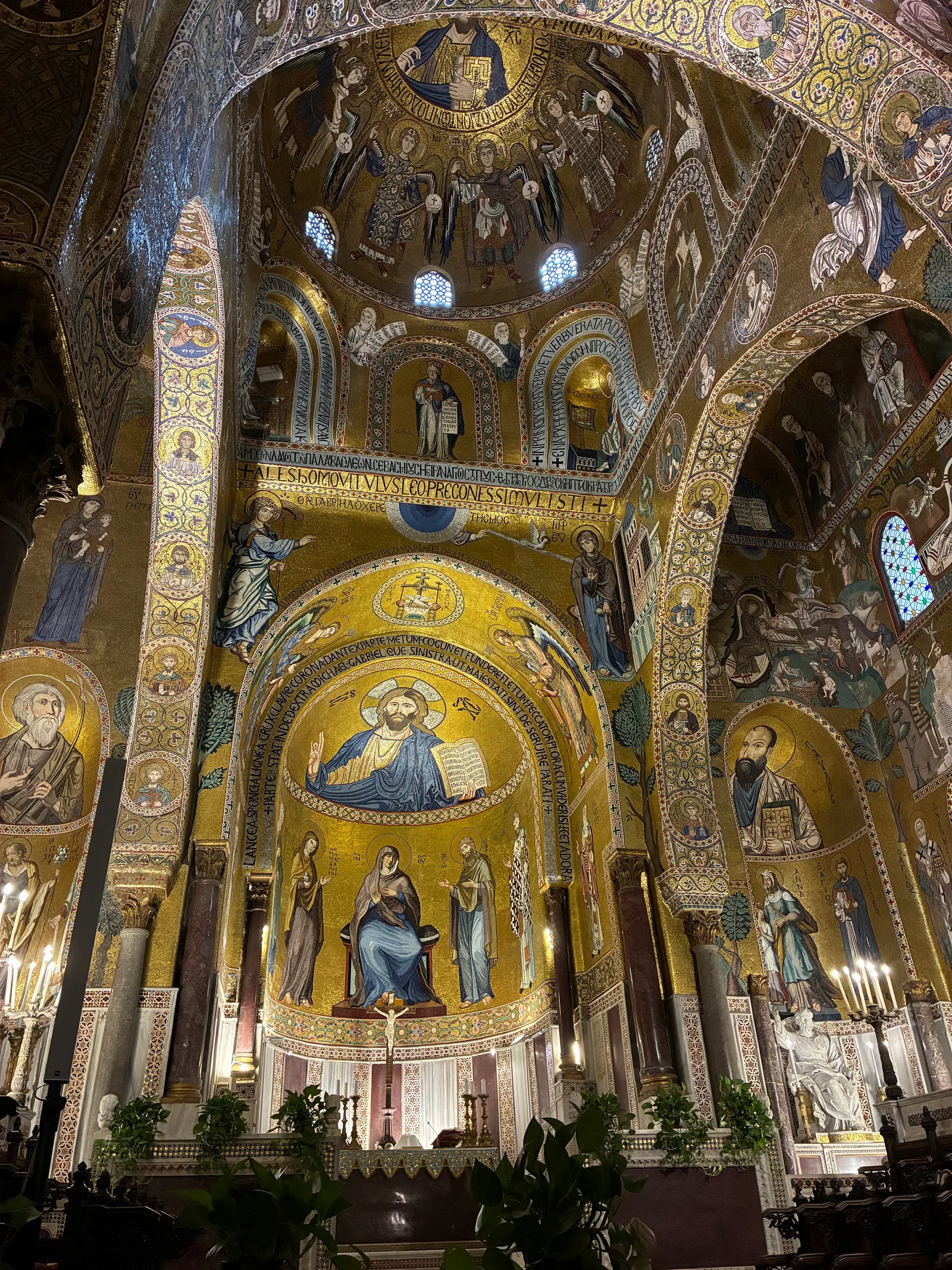 Main view at Royal Palace and Palatine Chapel Palermo — travel photo