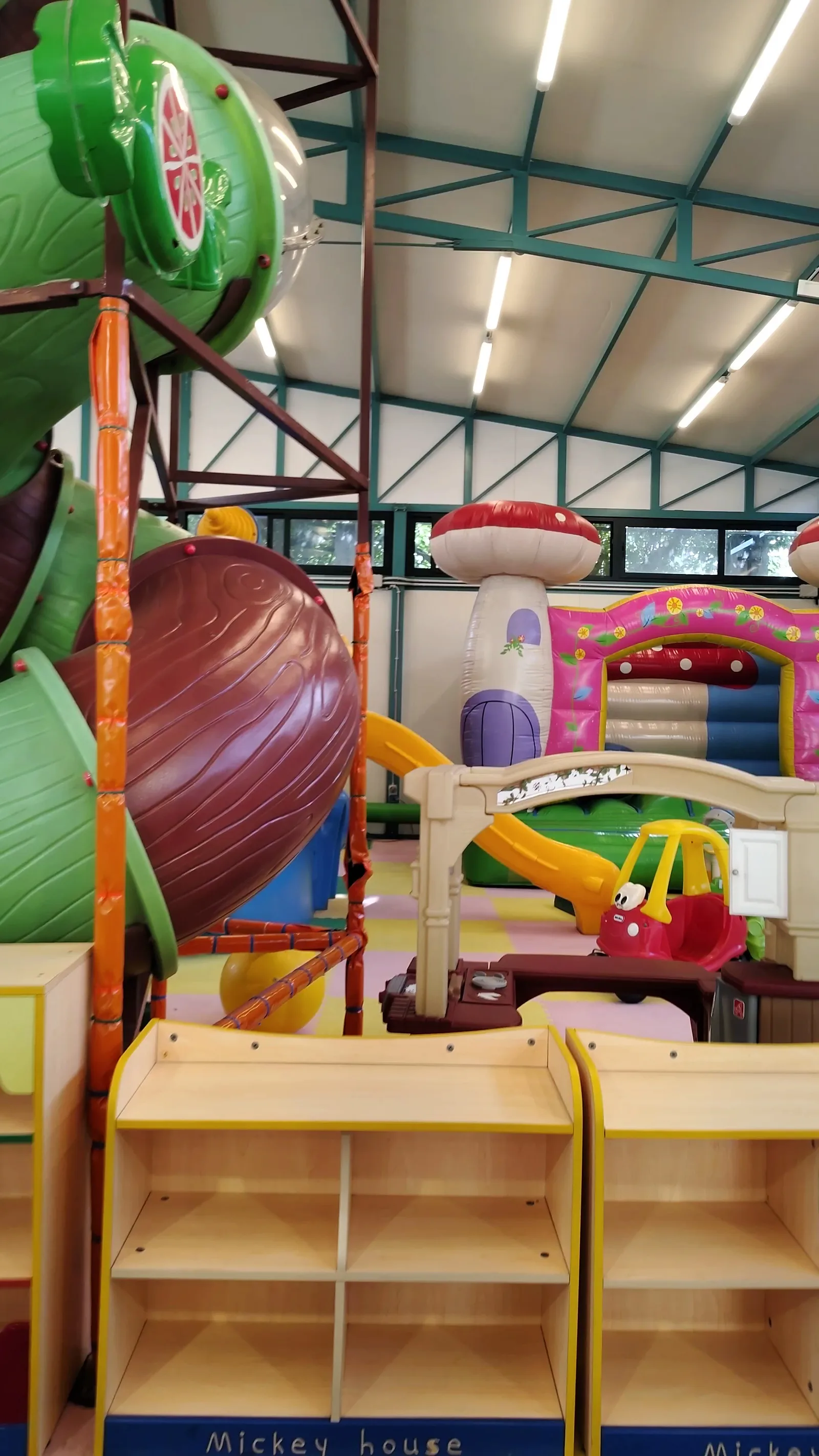 Atmosphere at Toy Park Palermo — travel photo
