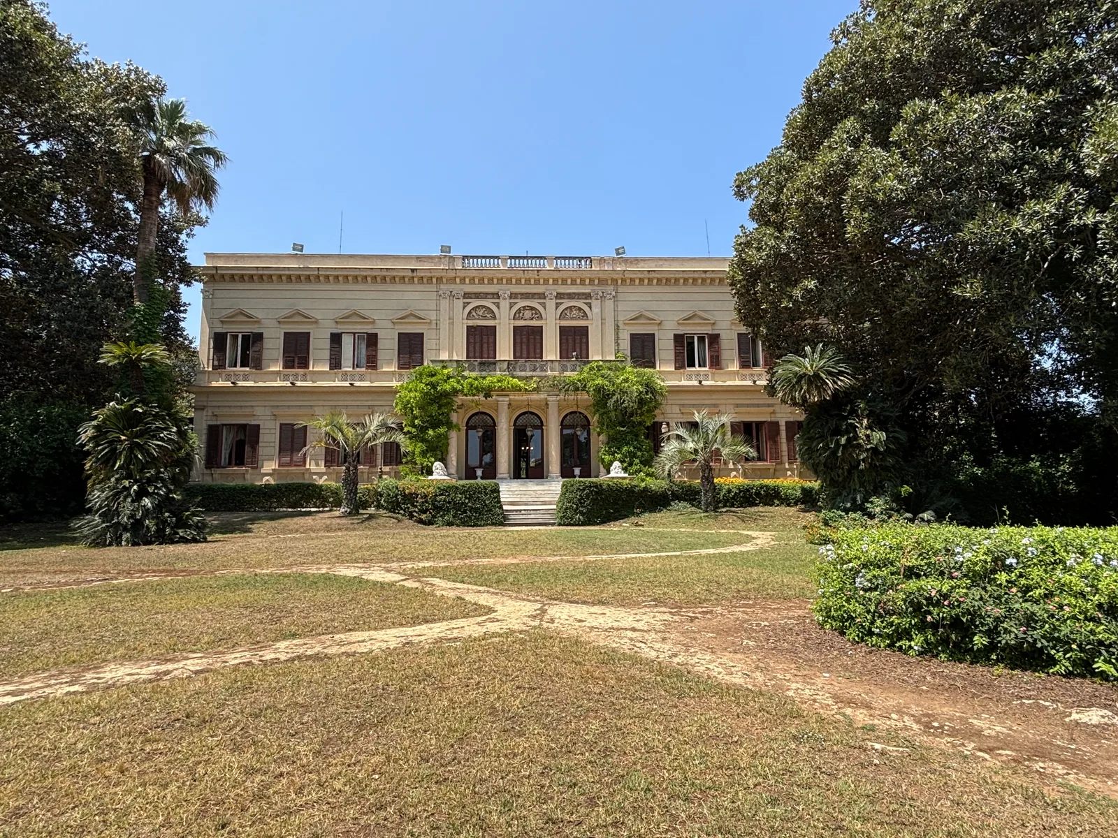 Main view at Villa Malfitano Palermo — travel photo