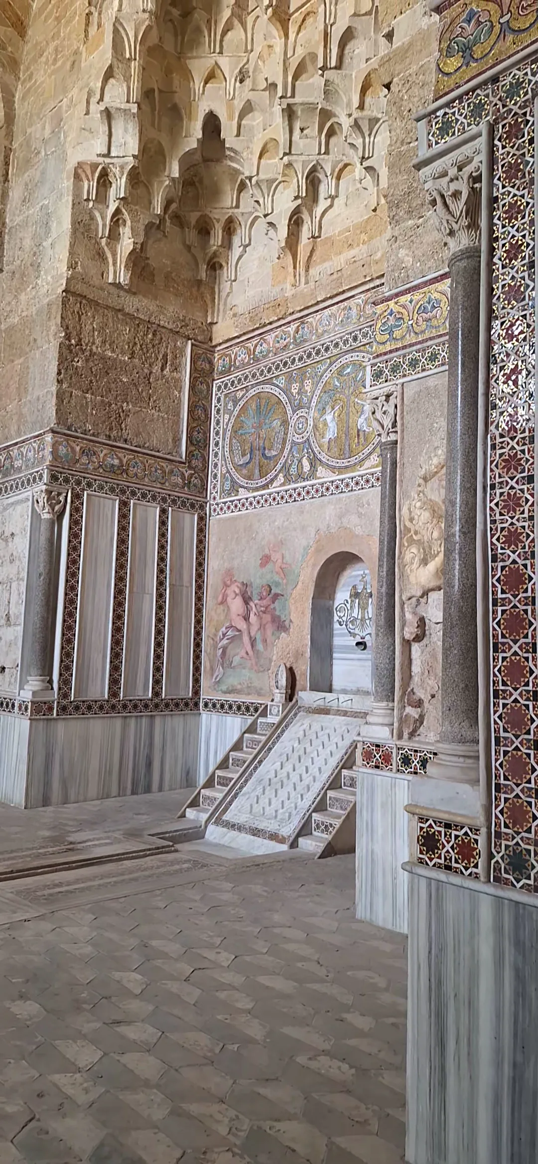 Main view at Zisa Palace Palermo — travel photo