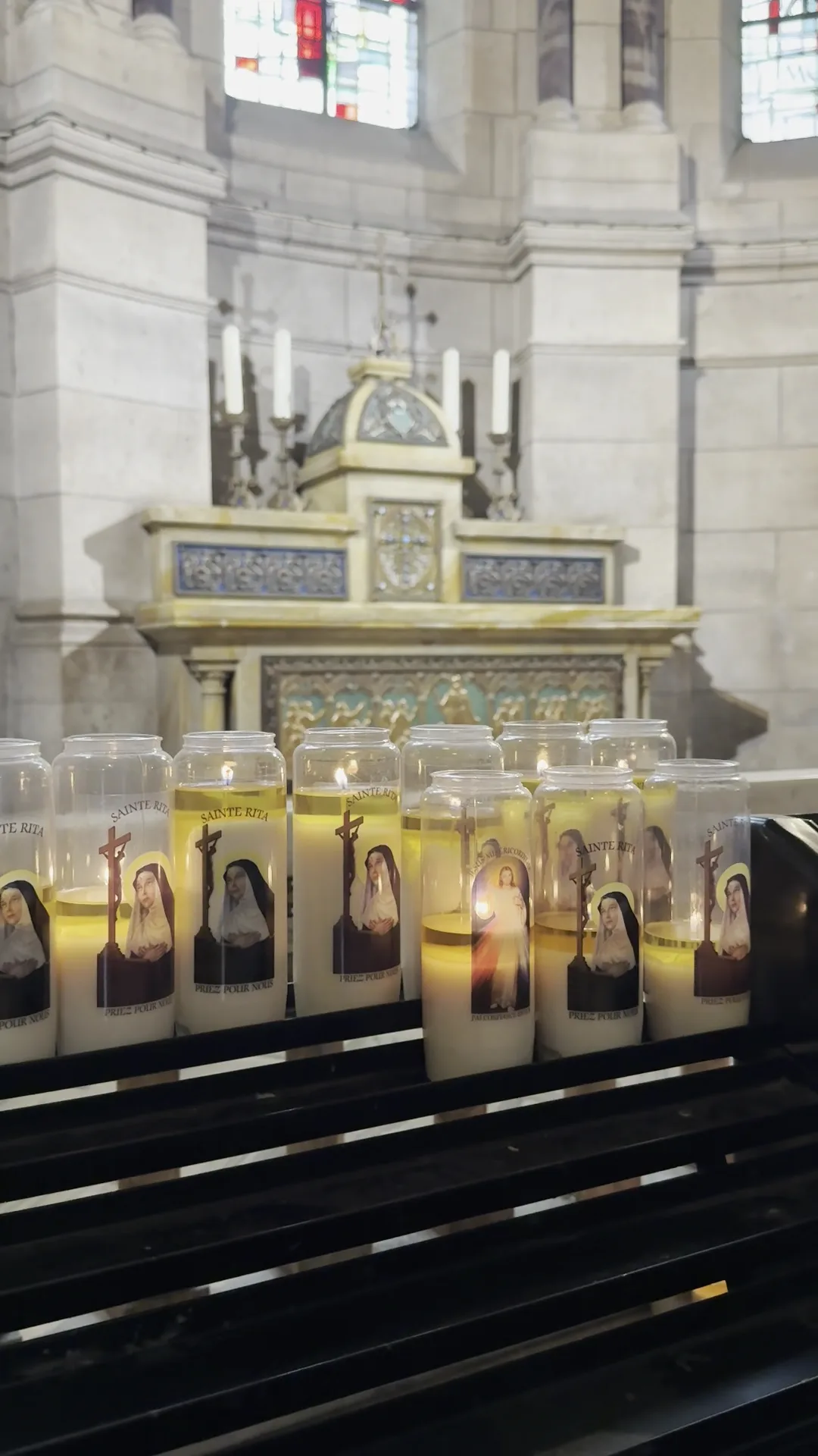 Interior at Basilique du Sacré-Cœur de Montmartre Paris — travel photo