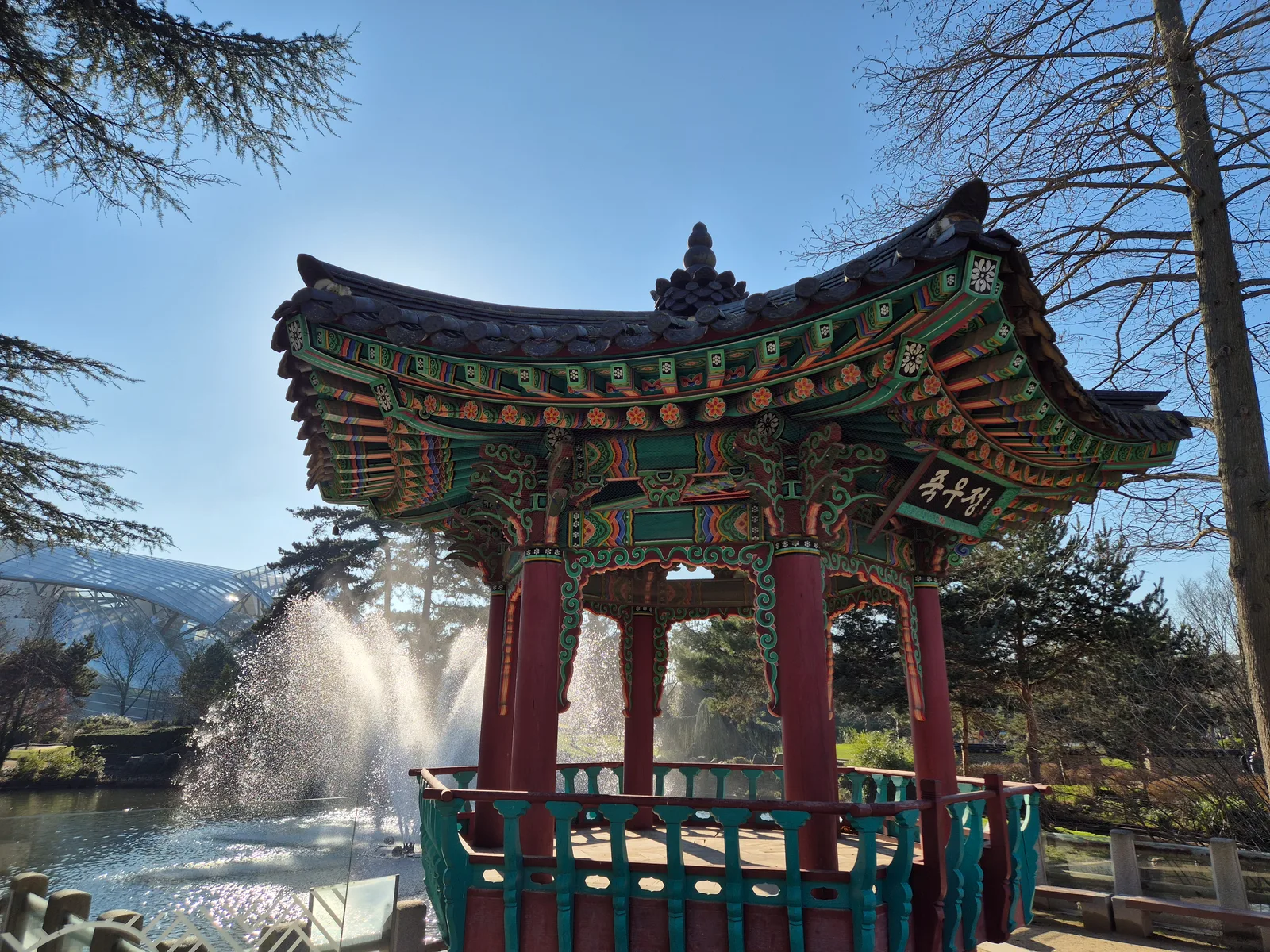 Atmosphere at Bois de Boulogne Paris — travel photo