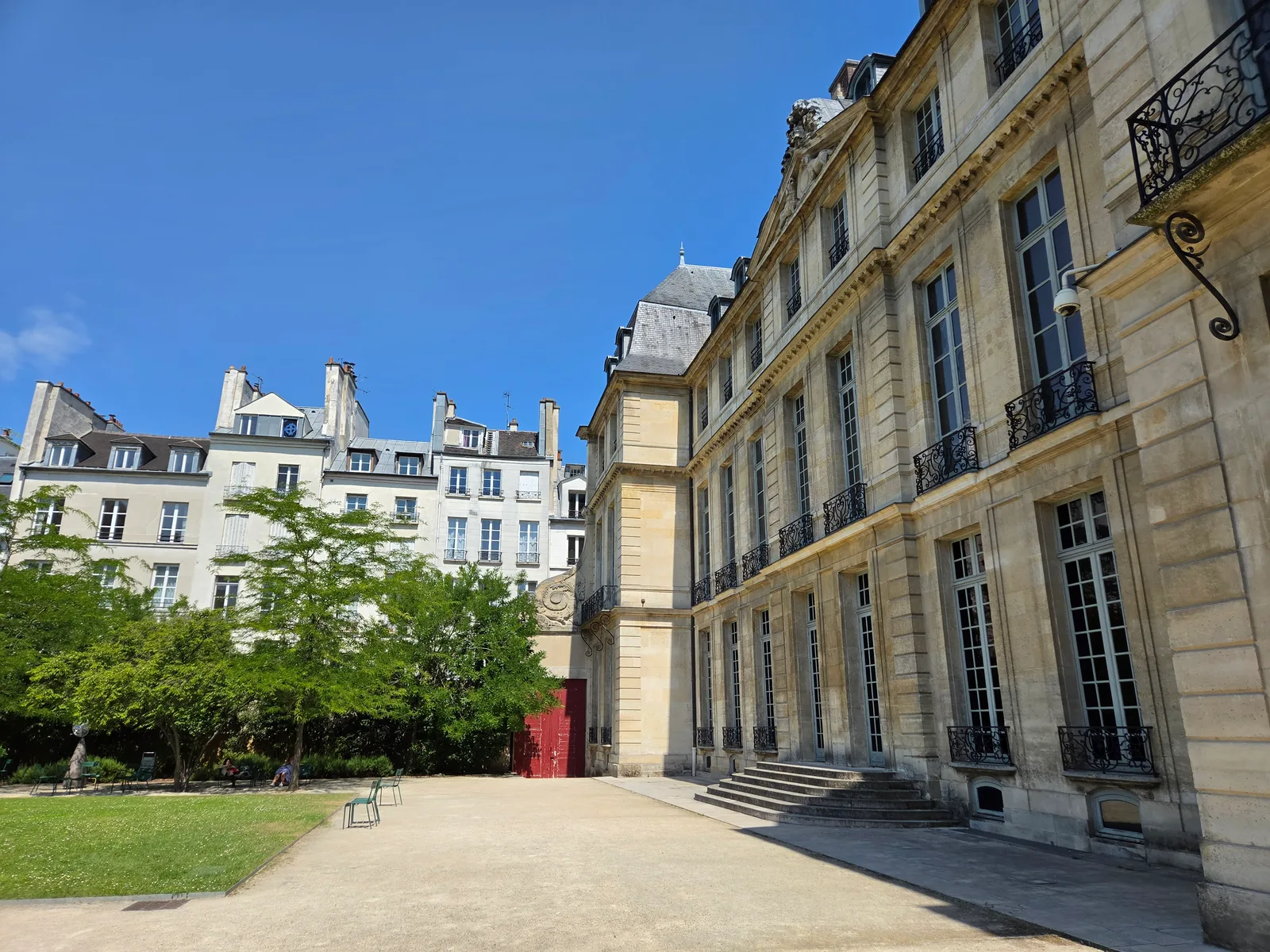 Details at Musée National Picasso-Paris Paris — travel photo