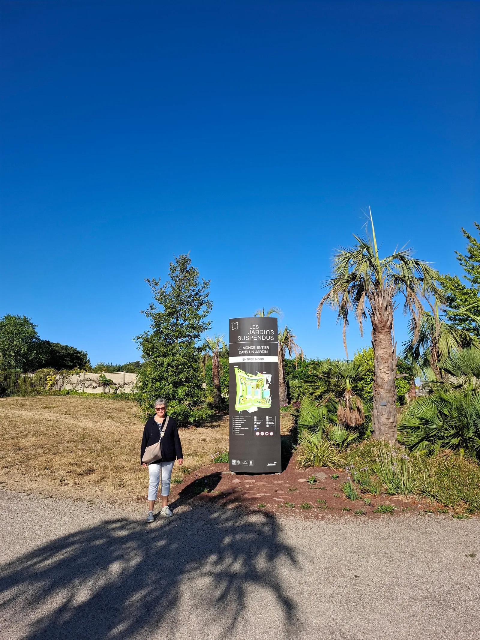 Main view at Parc de Bercy Paris — travel photo