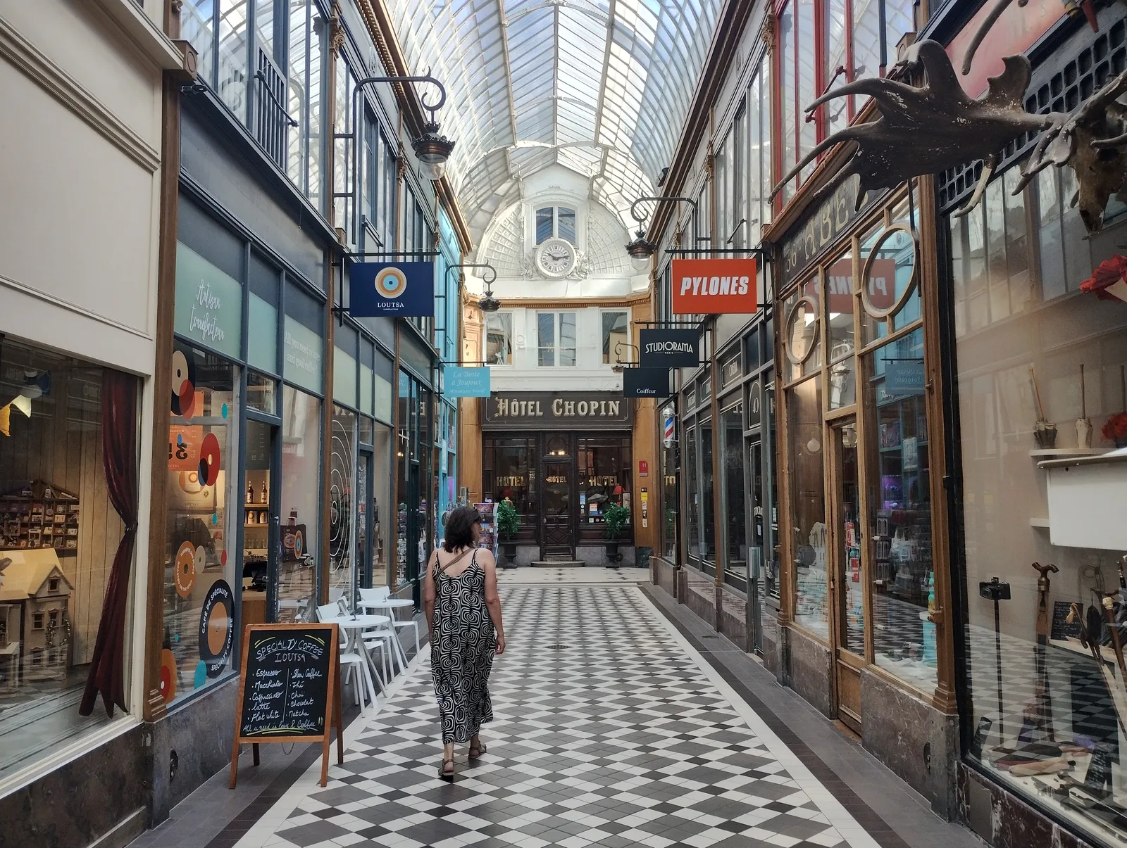 Main view at Passage des Panoramas Paris — travel photo