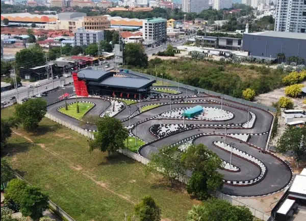 Atmosphere at Easykart.net โกคาร์ท Go-Karting (Pattaya, Thepprasit) Pattaya — travel photo