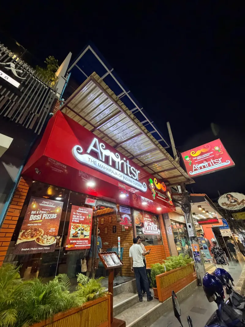 Mantra Restaurant & Bar