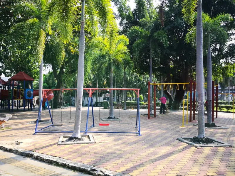 Naklua Chalermprakiat Park — Park in Pattaya