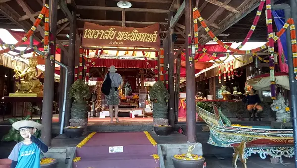Interior at Pattaya Floating Market Pattaya — travel photo