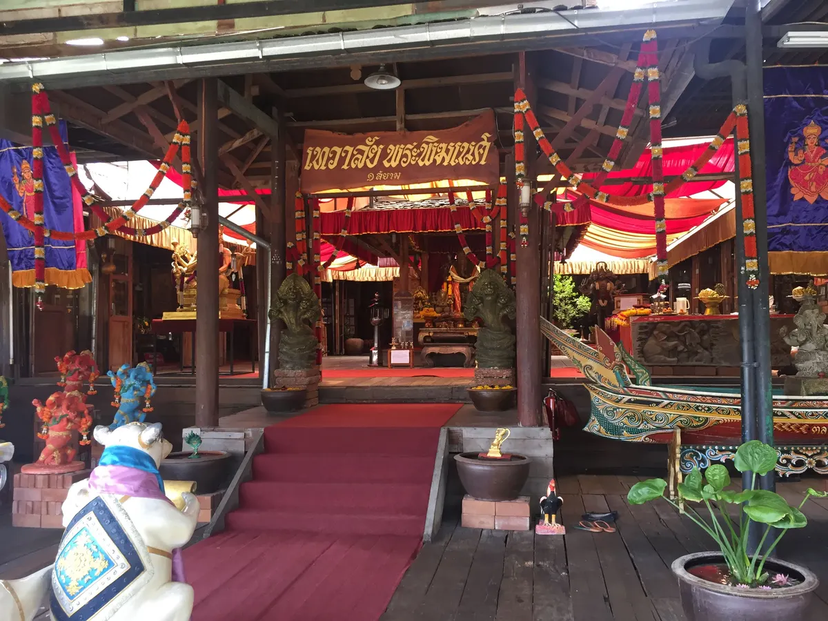 Pattaya Floating Market — rainy day guide Pattaya