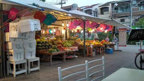 Details at Pattaya Park Night Market Pattaya — travel photo