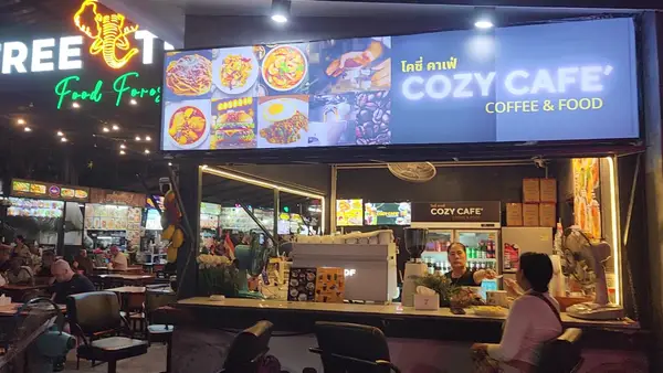 Interior at Tree Town Pattaya Night Market Pattaya — travel photo