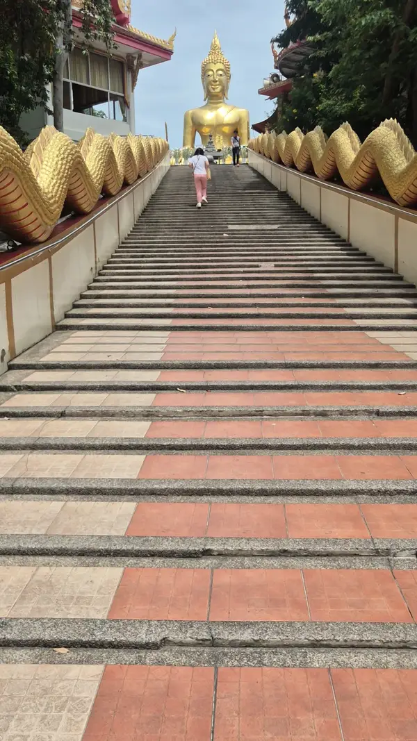 Interior at Wat Phra Yai Pattaya — travel photo