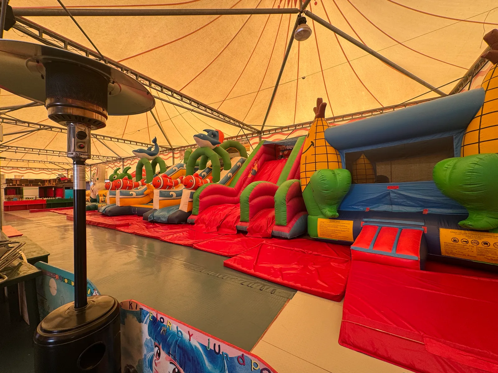 Details at Amusement Park Piccolo Mondo Pisa — travel photo