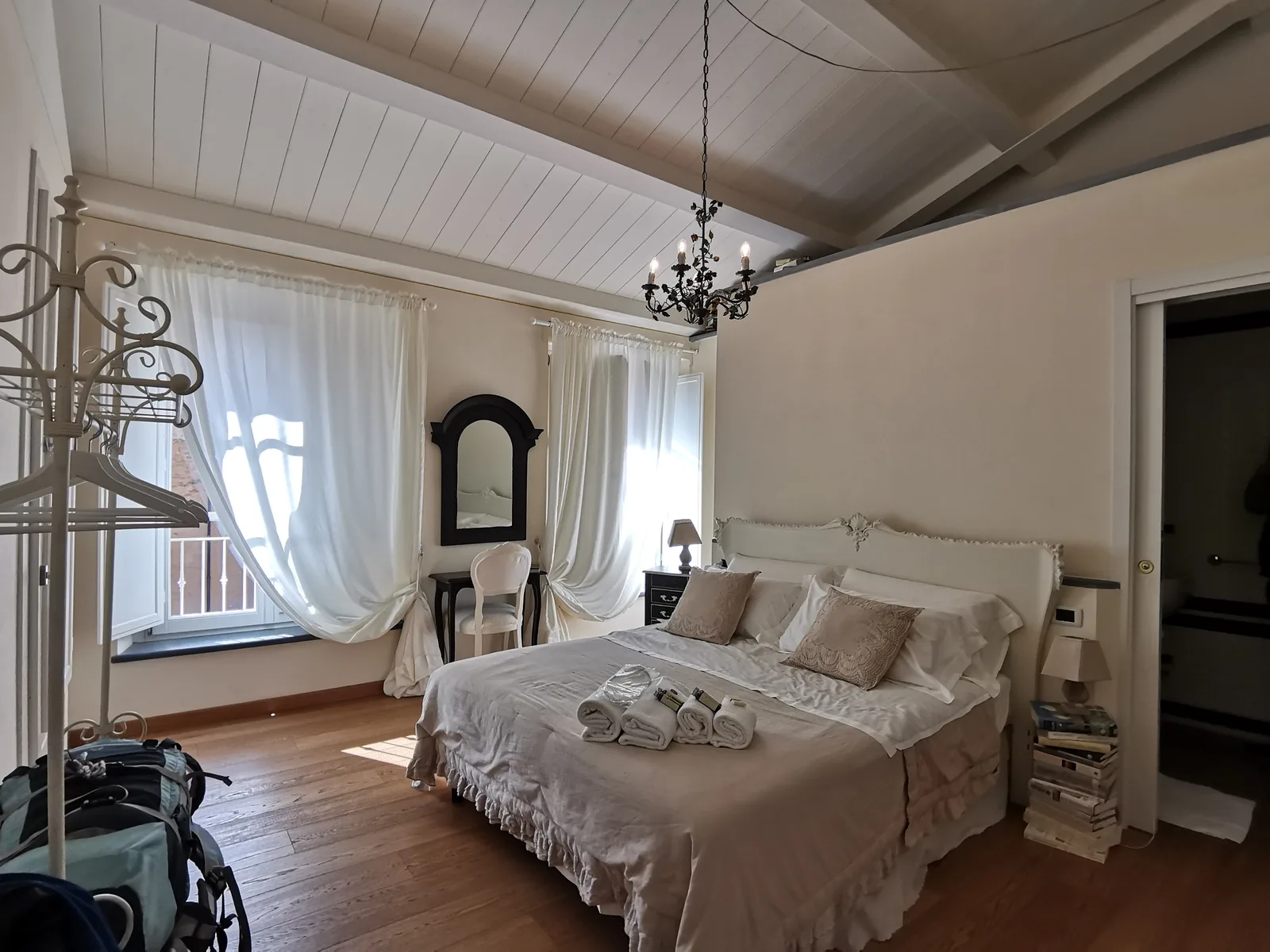 Interior at B&B di Camilla Pisa — travel photo