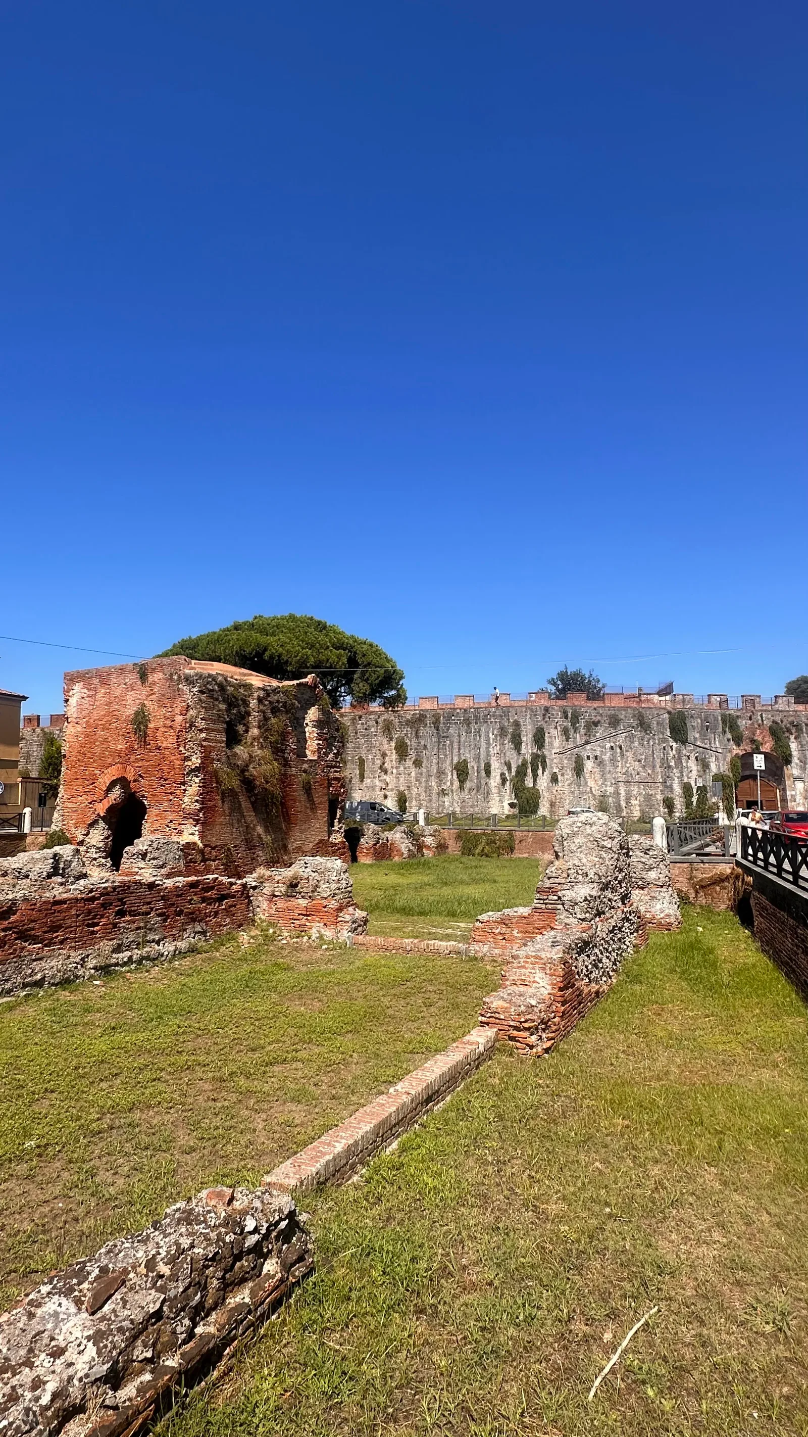 Main view at Baths of Nero Pisa — travel photo
