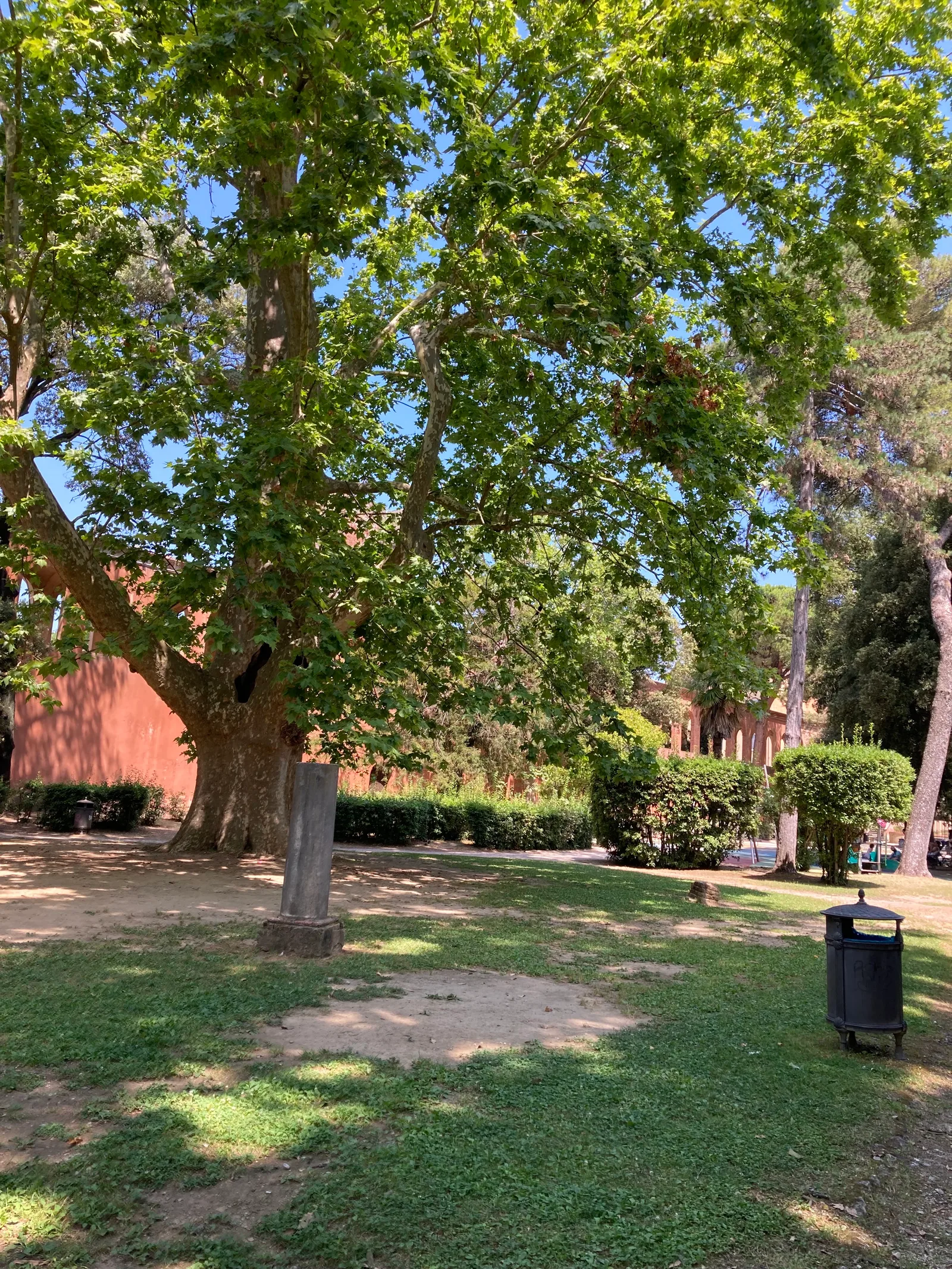 Atmosphere at Giardino Scotto Pisa — travel photo