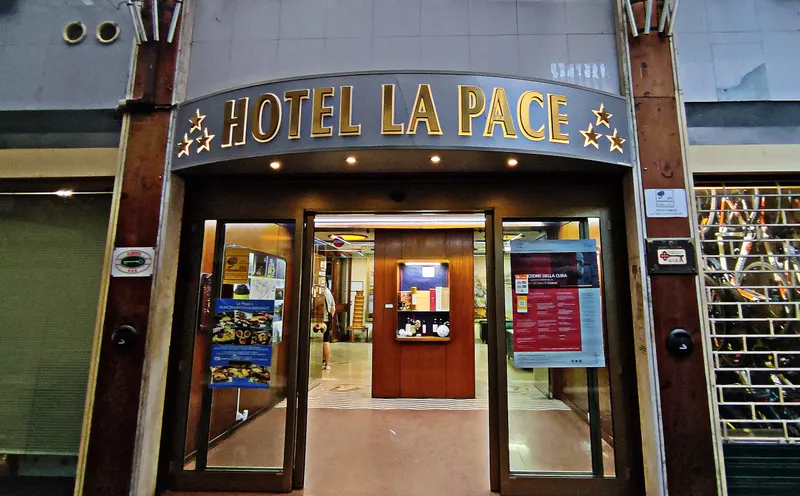 Hotel La Pace | BZAR hotels