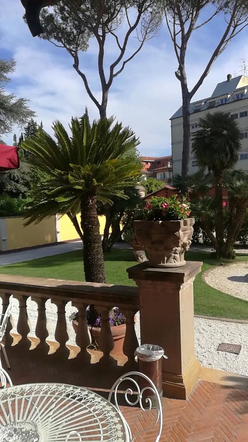 Hotel Pisa Tower