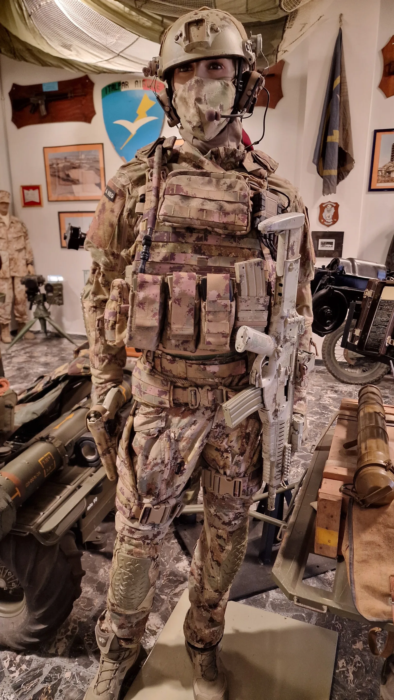 Interior at Museo Storico delle Aviotruppe - Esercito Italiano Pisa — travel photo
