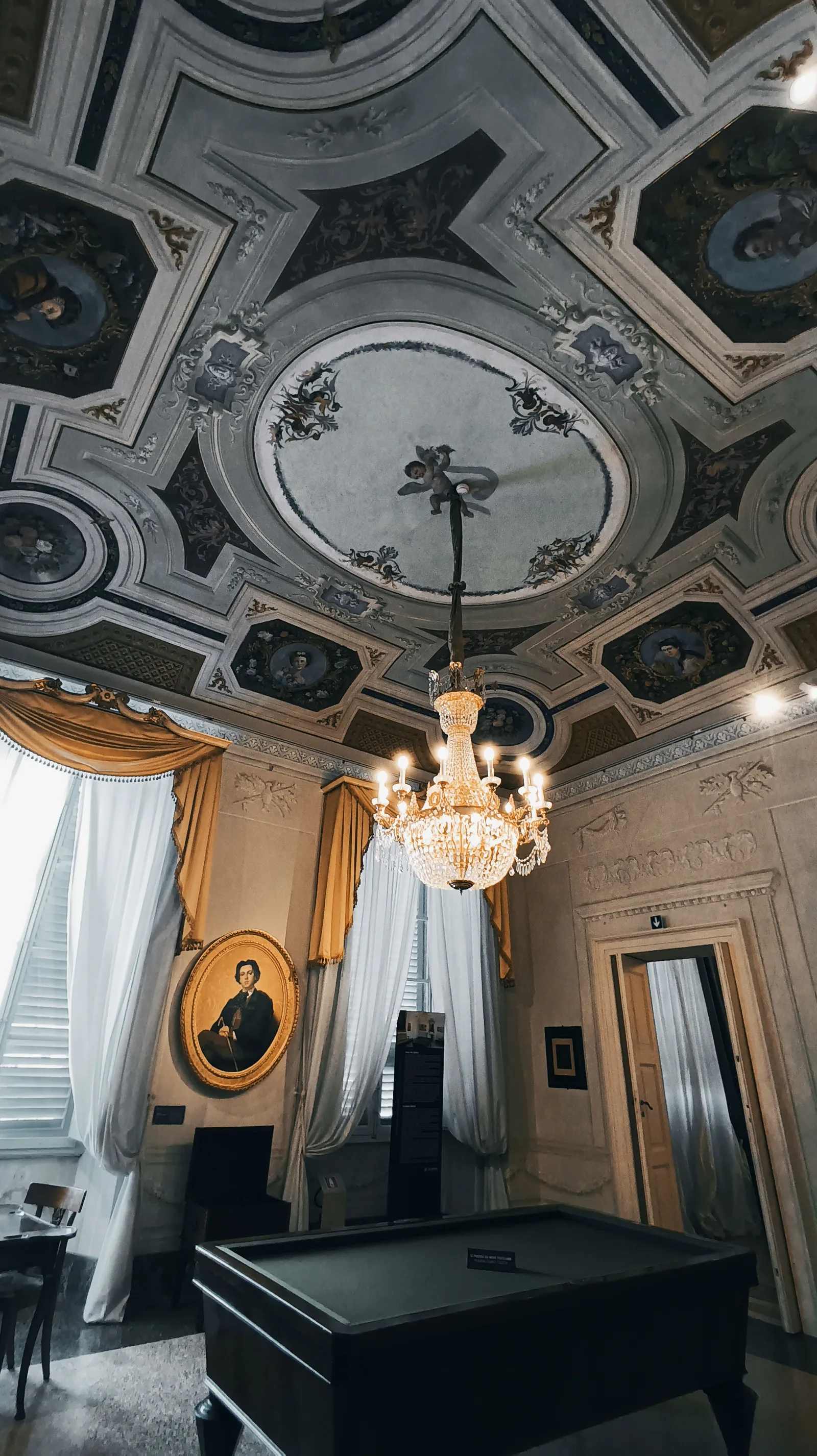 Details at Palazzo Blu Pisa — travel photo