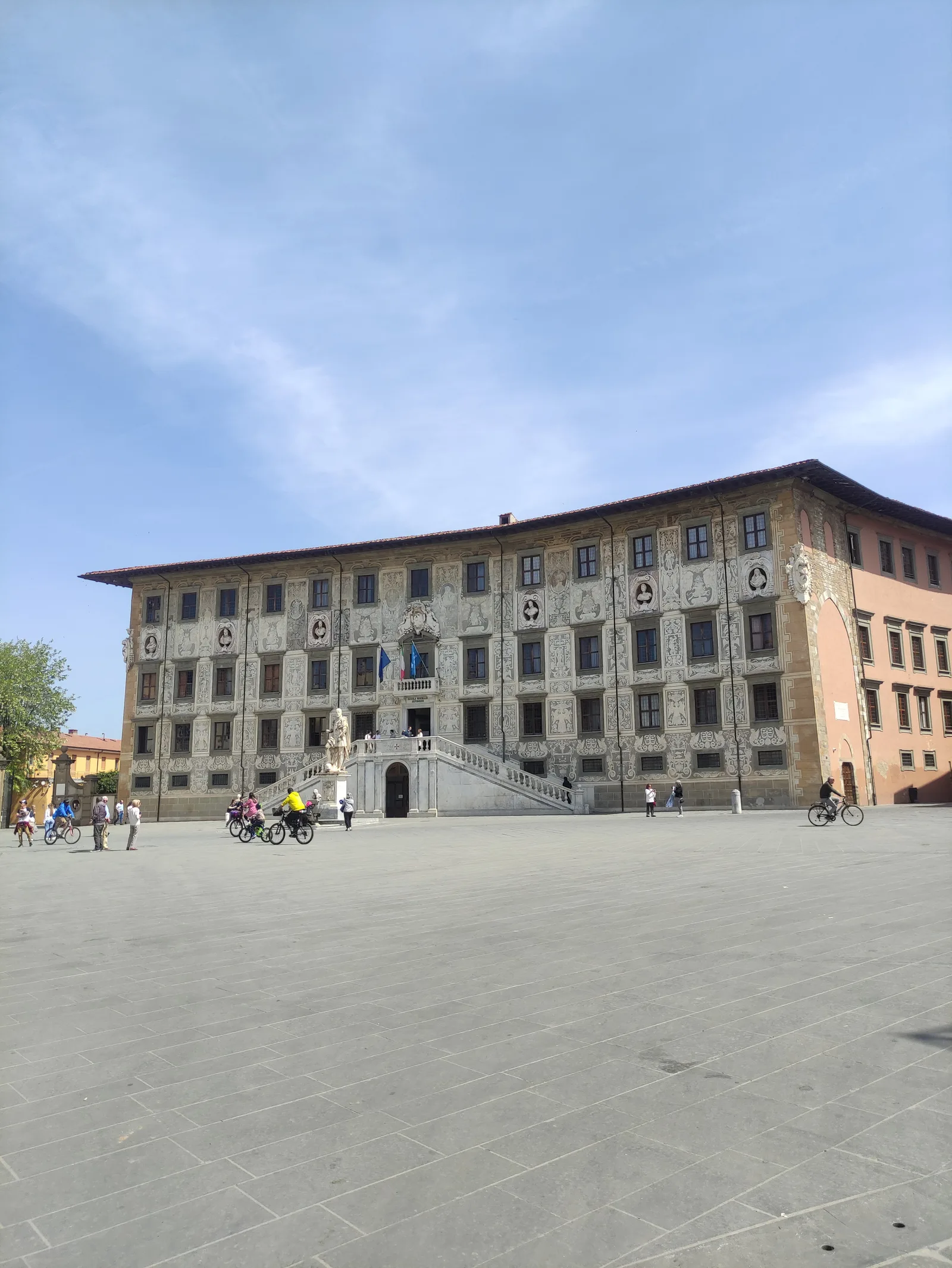 Details at Palazzo della Carovana Pisa — travel photo