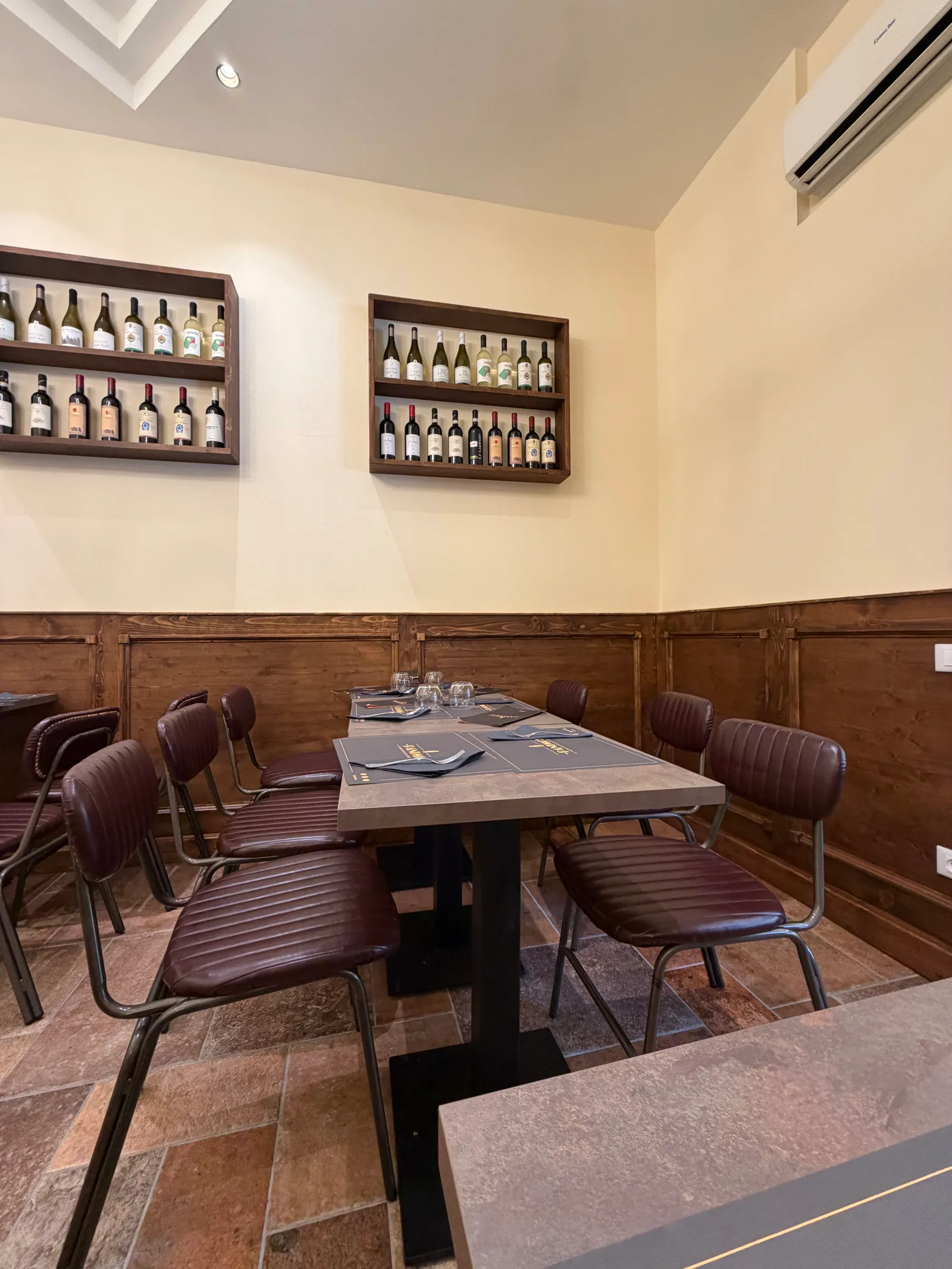 Atmosphere at Panimo Pisa — travel photo