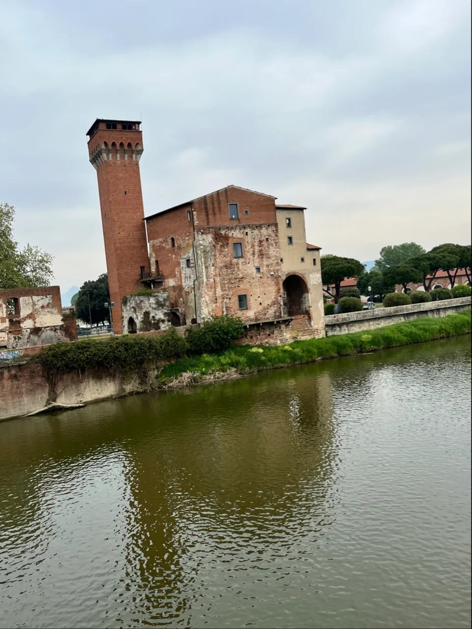 Atmosphere at Parco della Cittadella Pisa — travel photo