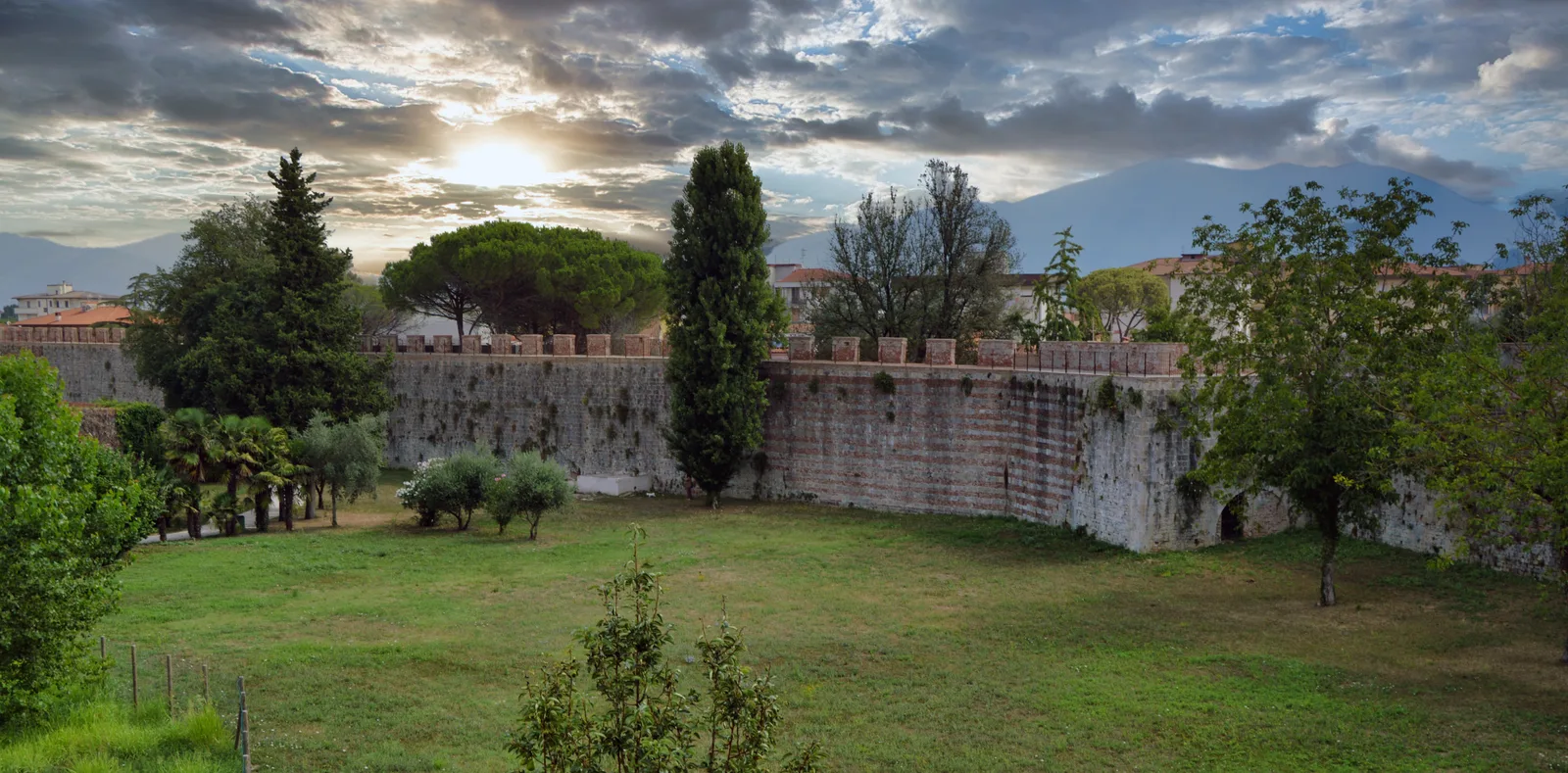 Atmosphere at Parco delle Concette Pisa — travel photo