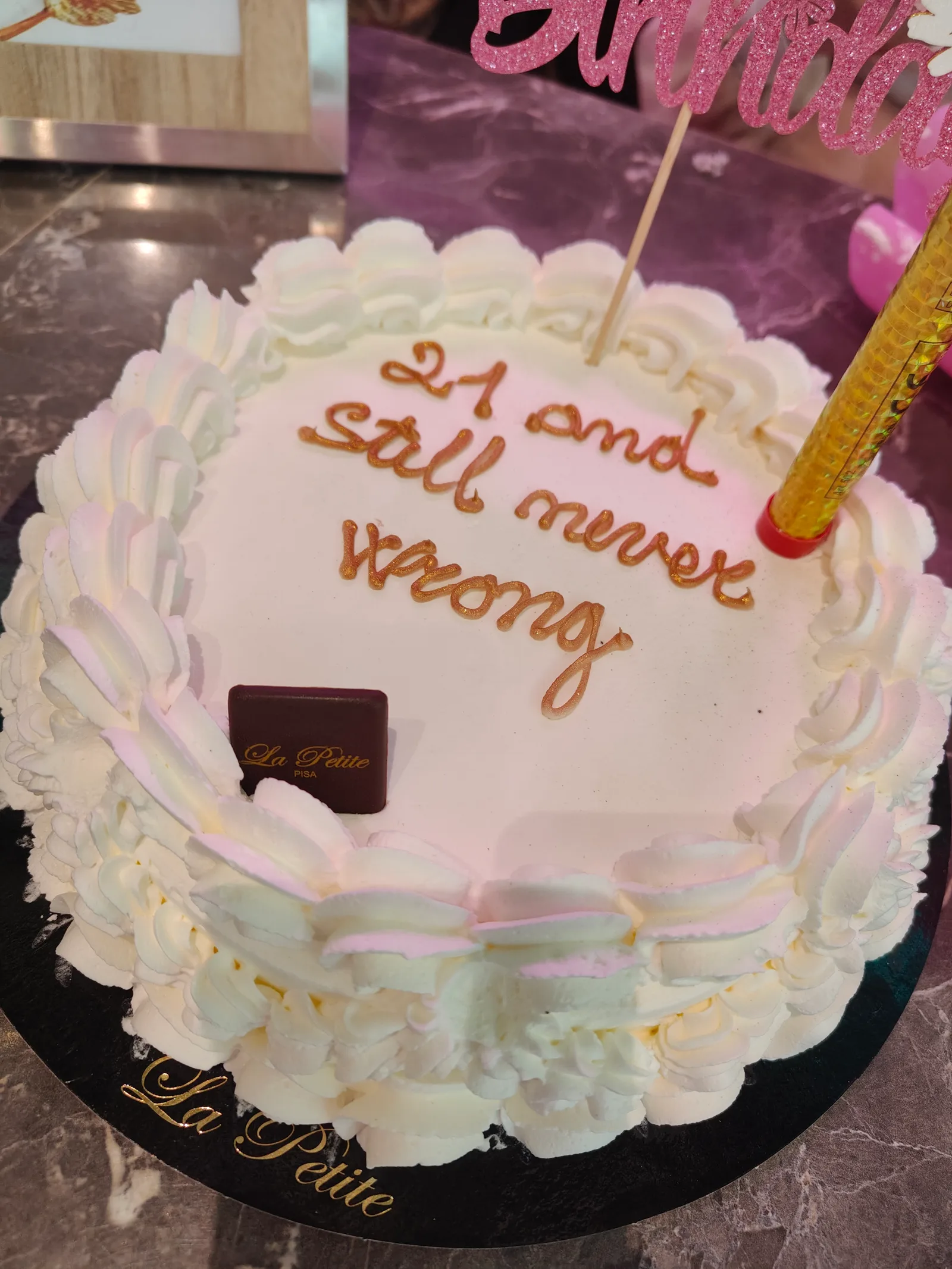 Atmosphere at Pasticceria La Petite Pisa — travel photo