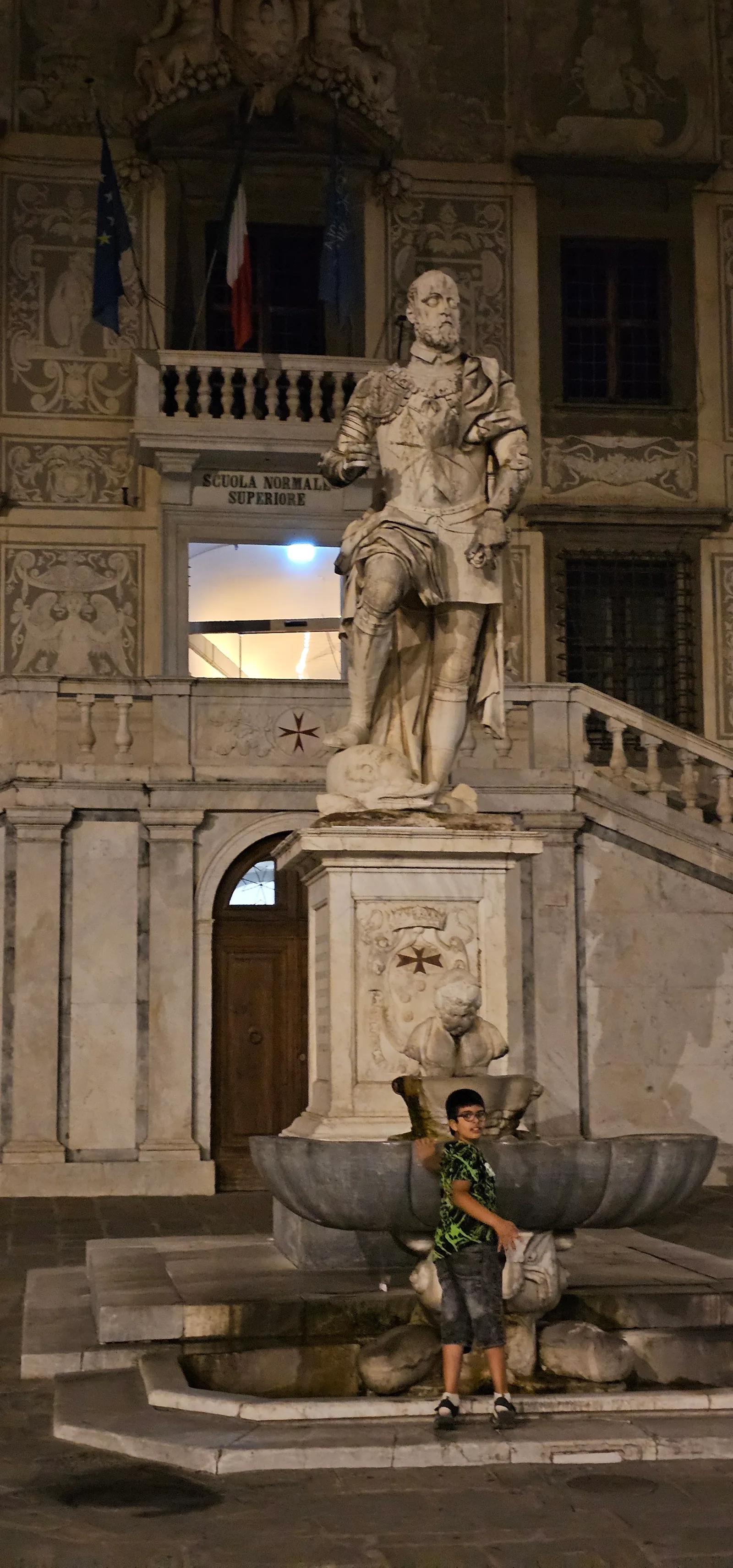 Main view at Piazza dei Cavalieri Pisa — travel photo