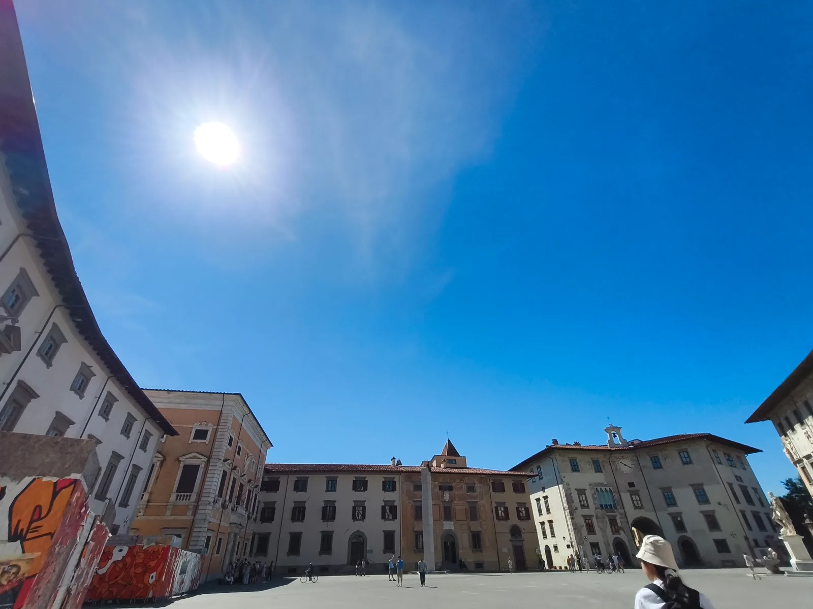 Atmosphere at Piazza dei Cavalieri Pisa — travel photo