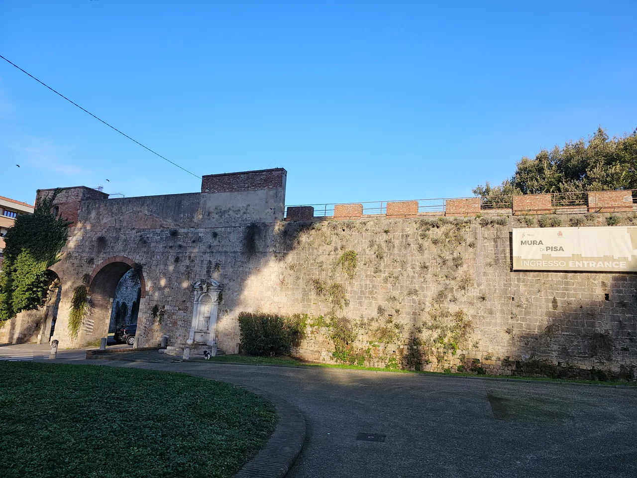 Porta Santa Marta Pisa