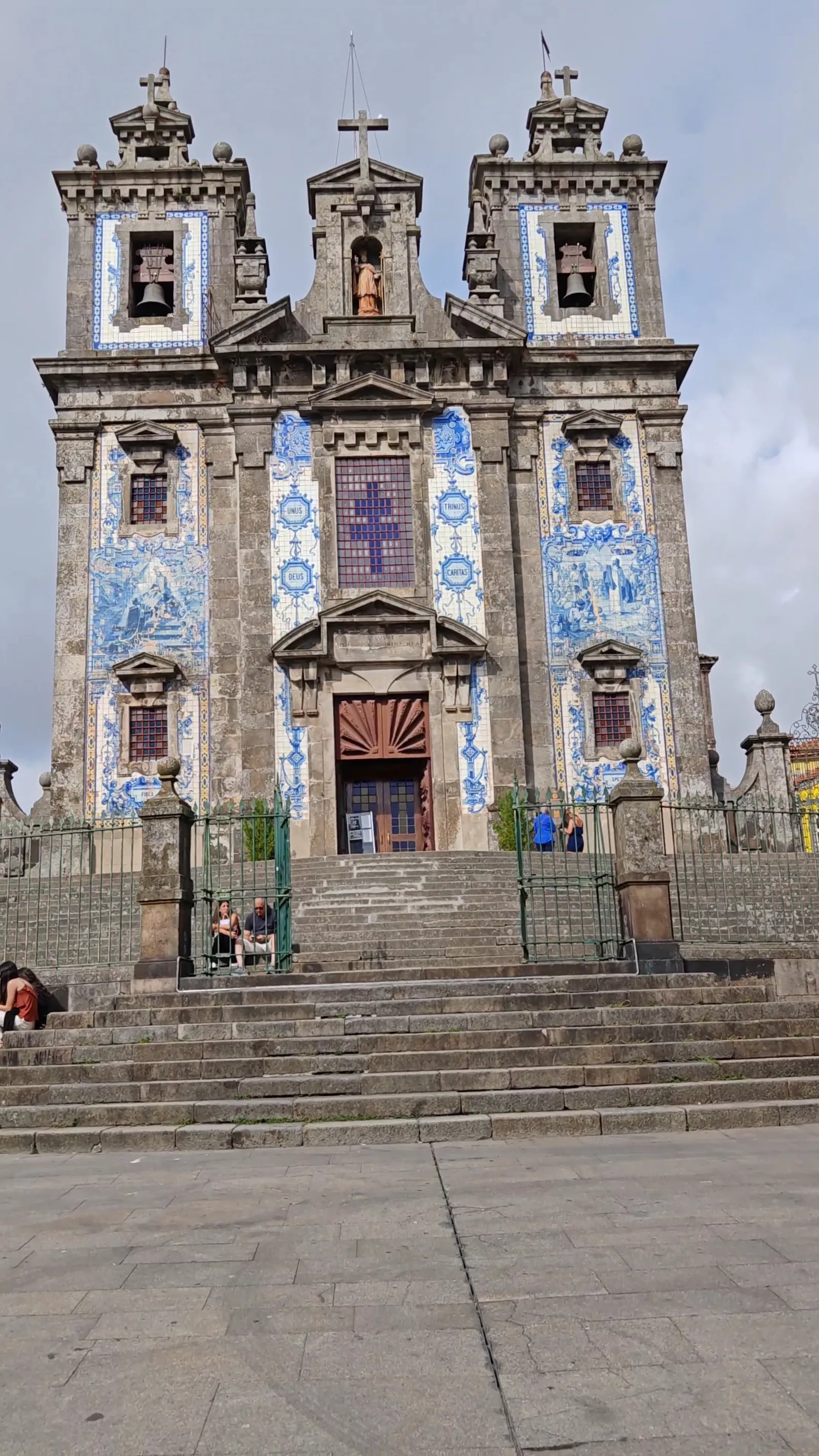 Interior at Church of Saint Ildefonso Porto — travel photo