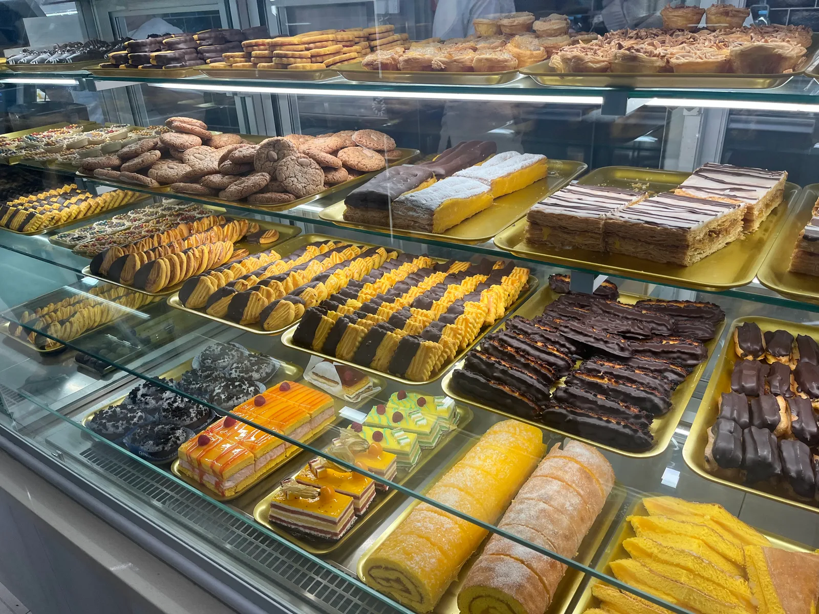 Main view at Confeitaria Chicana Porto — travel photo