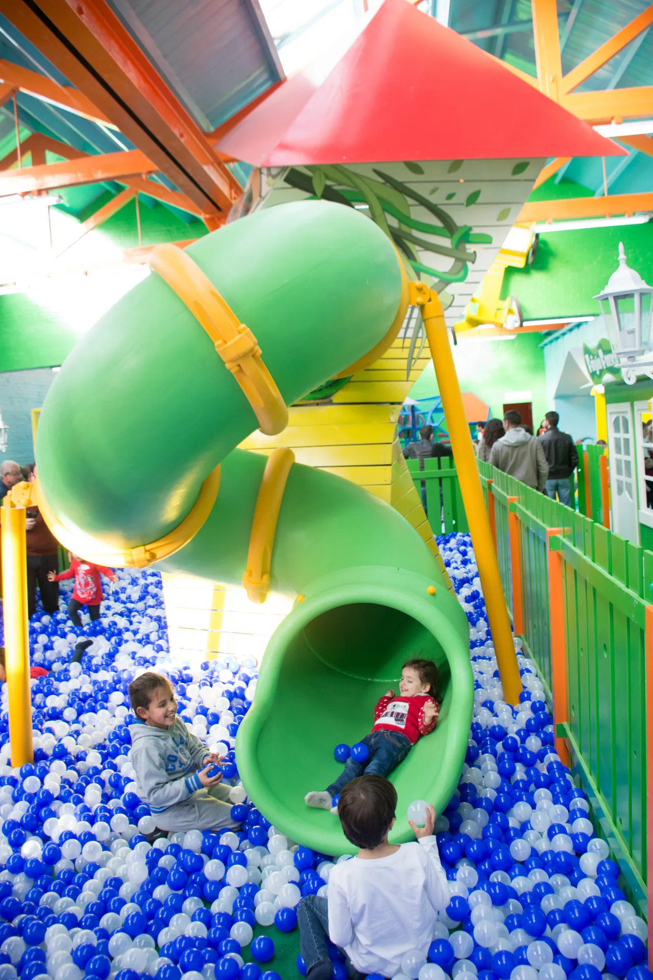 Feijão Verde Fun Park Vila Nova de Gaia — family guide Porto