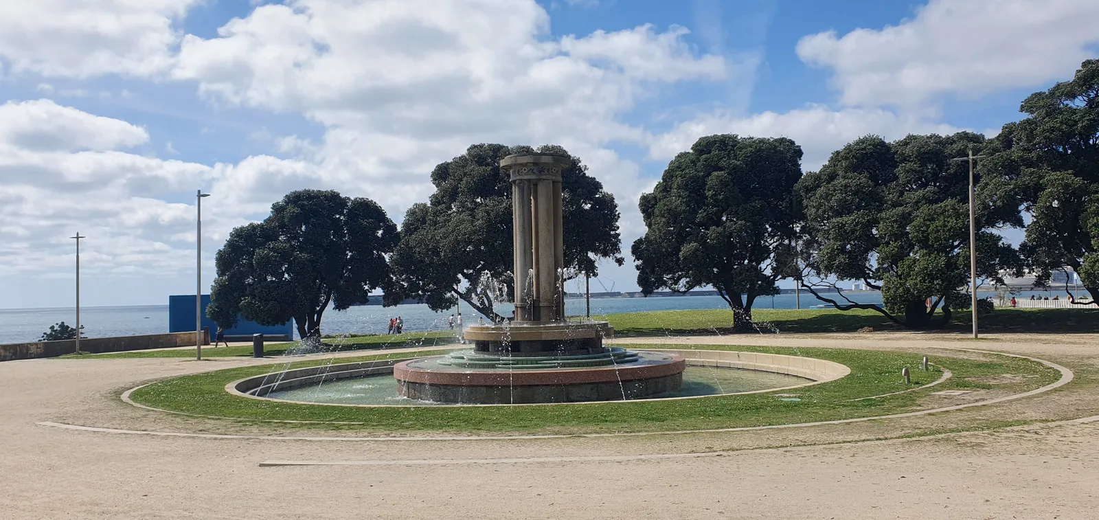 Interior at Jardins da Avenida de Montevideu Porto — travel photo