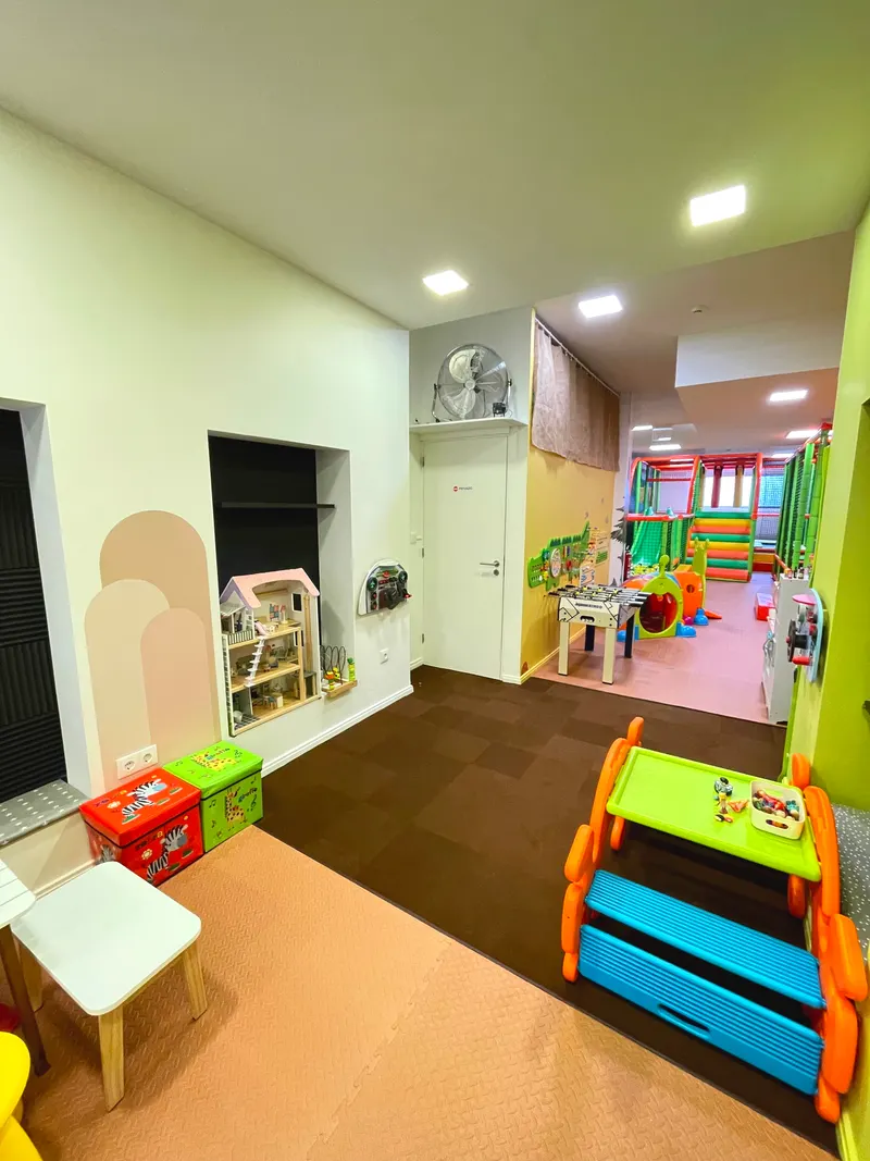 Minh’Amora fun Park 1 – Costa Cabral 1066B in Porto