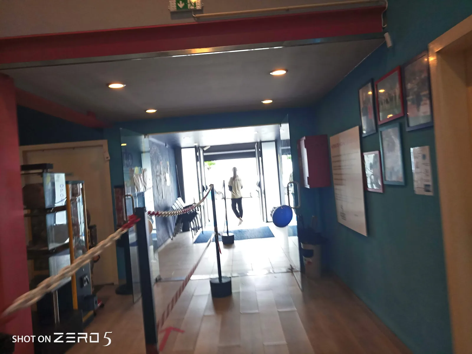 Atmosphere at Oporto Indoor Games Porto — travel photo