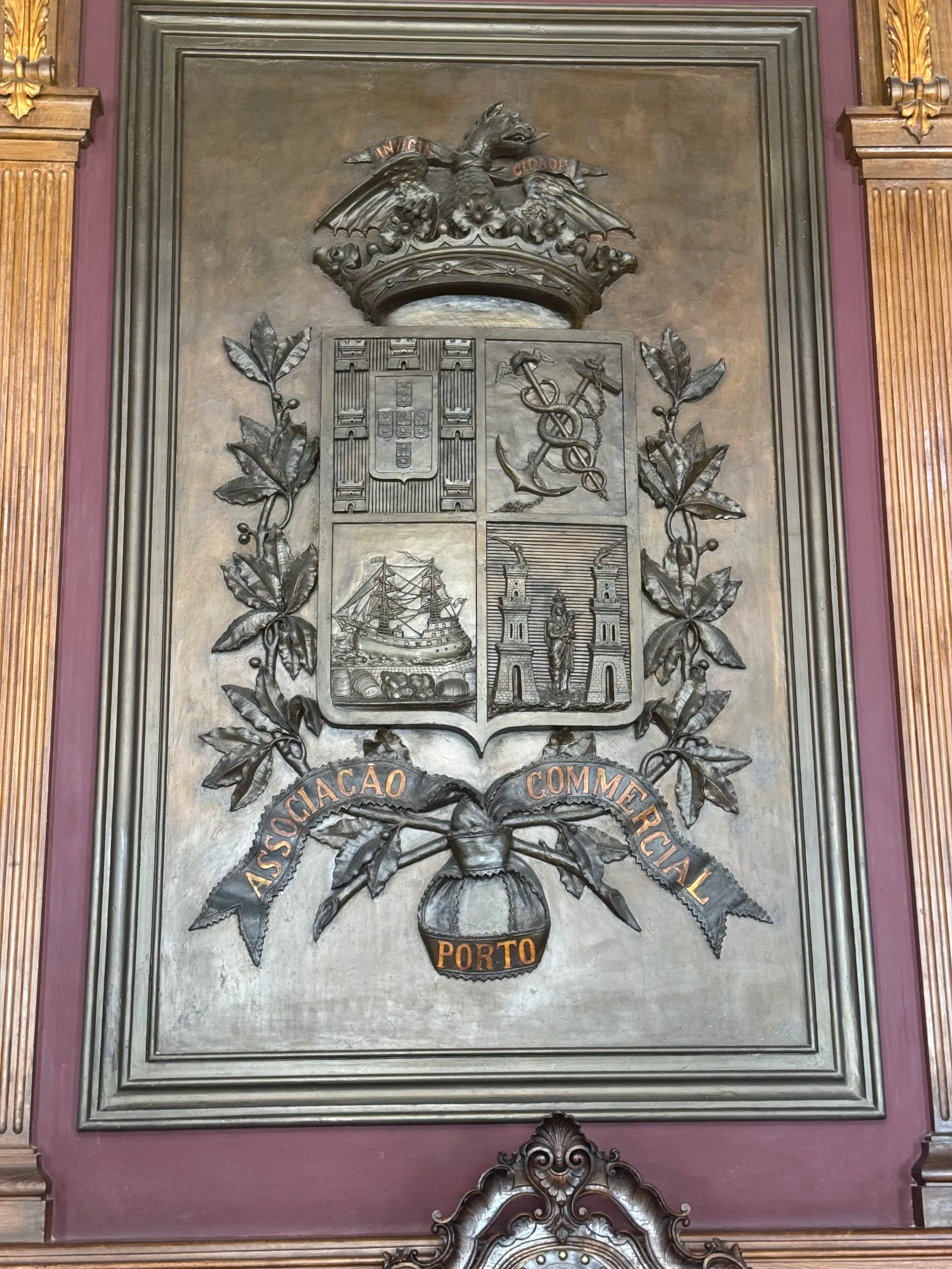 Atmosphere at Palácio da Bolsa Porto — travel photo